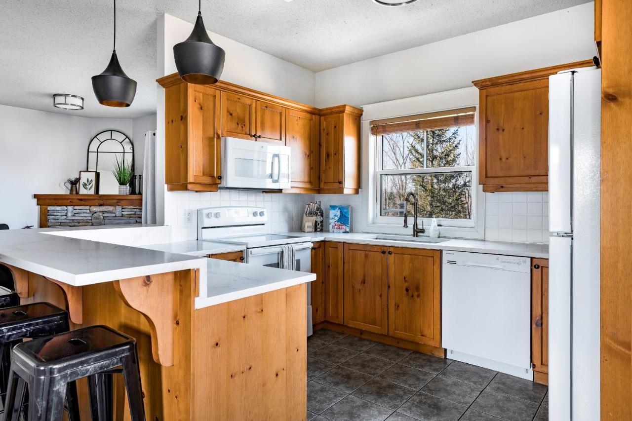 Beautiful & Bright 3 Bed Townhome Near Village Блу Маунтинс Екстериор снимка