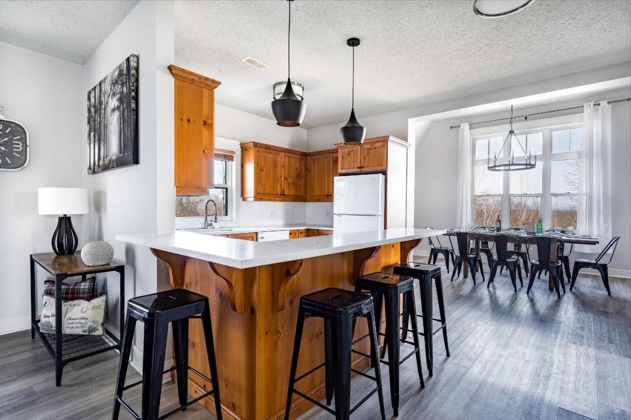 Beautiful & Bright 3 Bed Townhome Near Village Блу Маунтинс Екстериор снимка